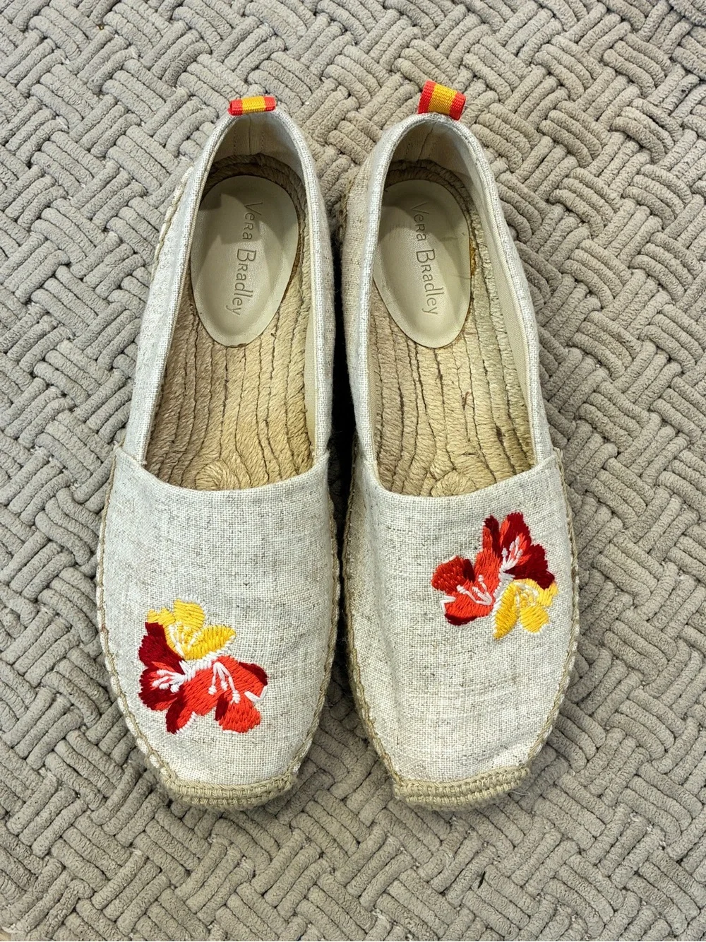 CUTE! Vera Bradley Sz 9 Embellished Espadrilles Slip Ons Dune Floral Flats